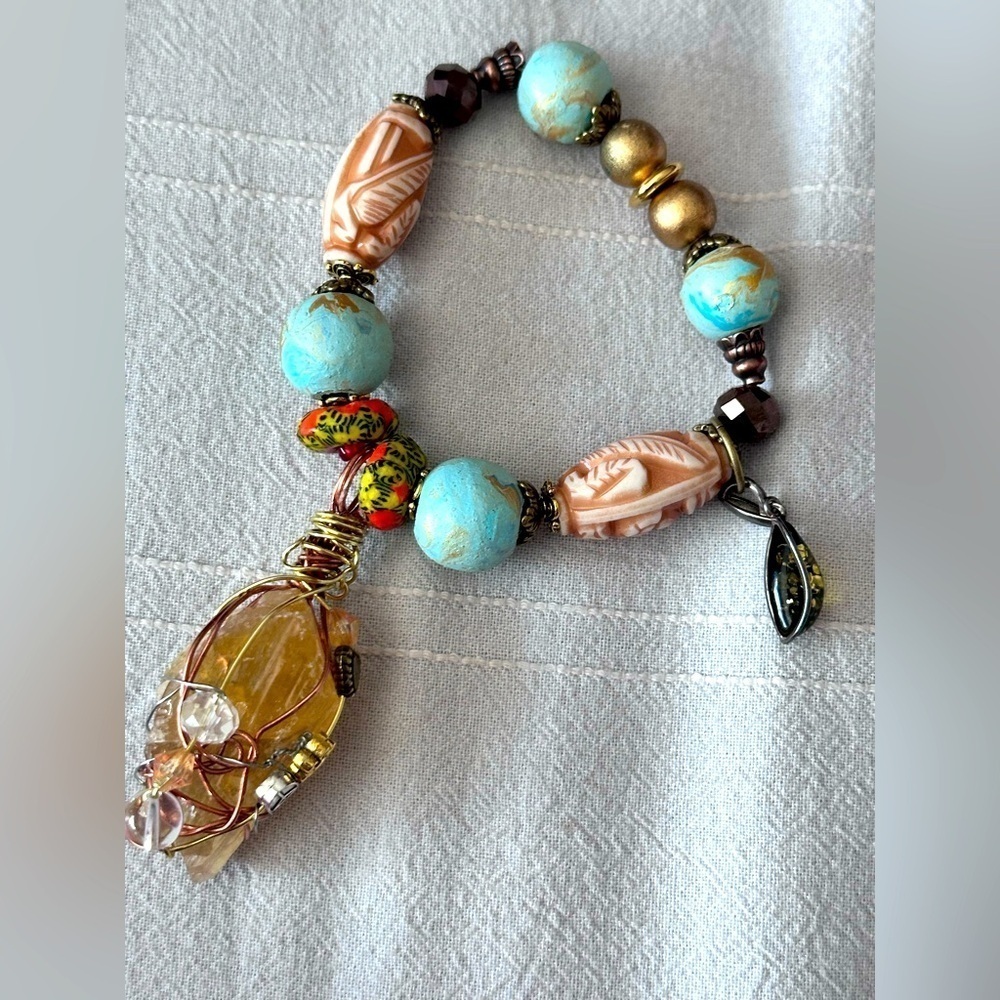 RUBYRUDI Hand crafted Bracelet Beaded Hand-Painted Beads & Wire-Wrapped 0778